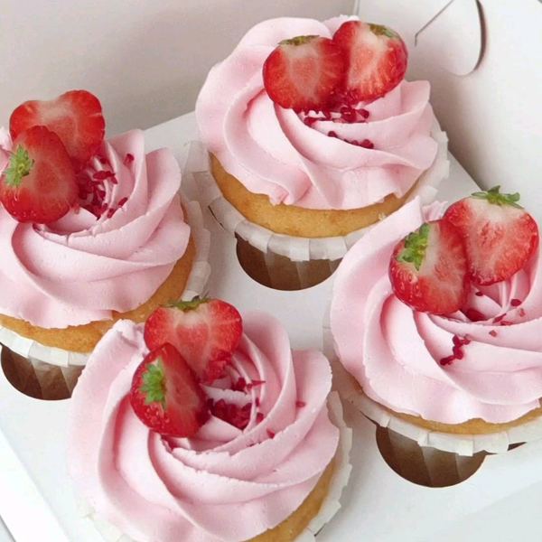 Ванильные капкейки🧁 (на 12-13шт)